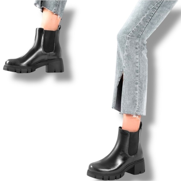 Elegant Black With Silver Leather Chunky Platform Heel Pull On Ankle Booties - Picture 2 of 12